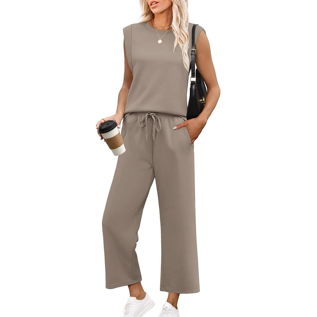 Ada™ | Set Femminile a Due Pezzi
